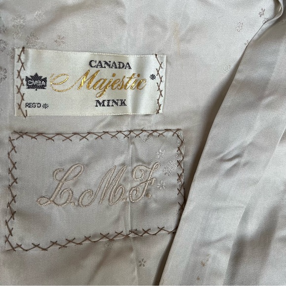 CANADA Majestic MINK Fur Stole by YORK FURS Toronto - Palomino Light Beige. - Picture 8 of 13